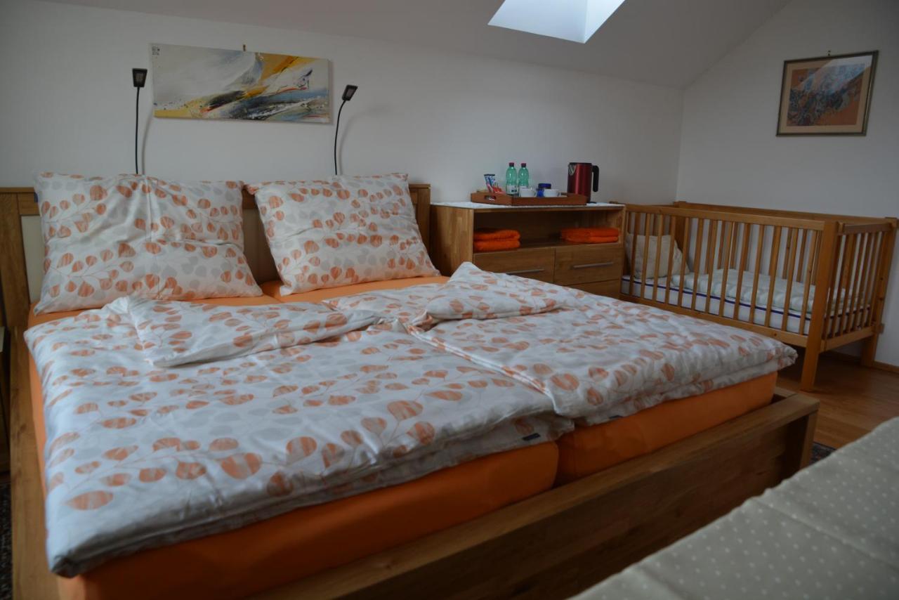 Privatzimmer Marina Volkermarkt Luaran gambar
